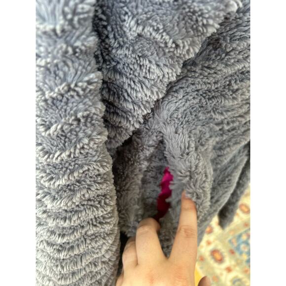 Patagonia GIRL Grey Pelage Fleece Button Up Jacket - Picture 4 of 10